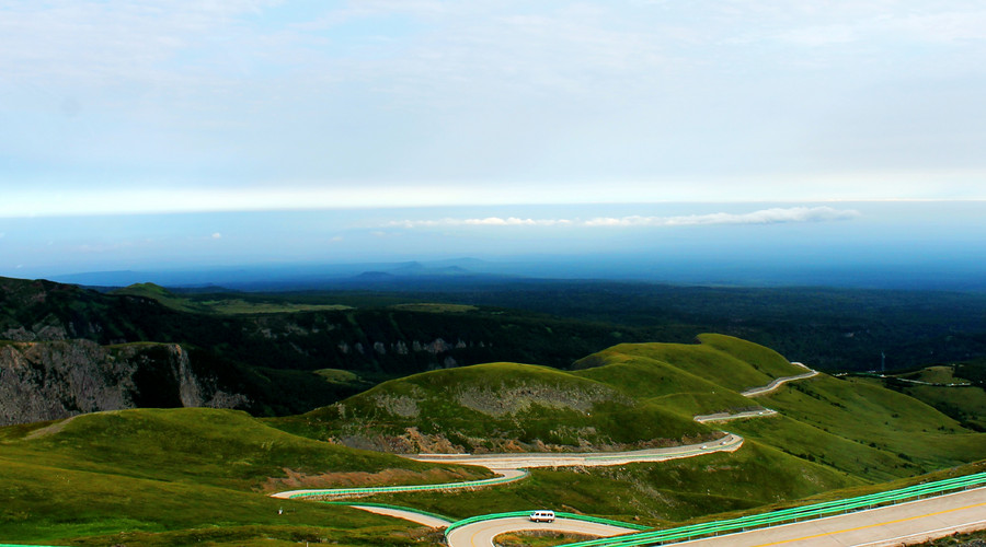 长白山北坡+西坡全景环山+“仙镜”魔界+吉林、松花湖+游船高铁往返4日游