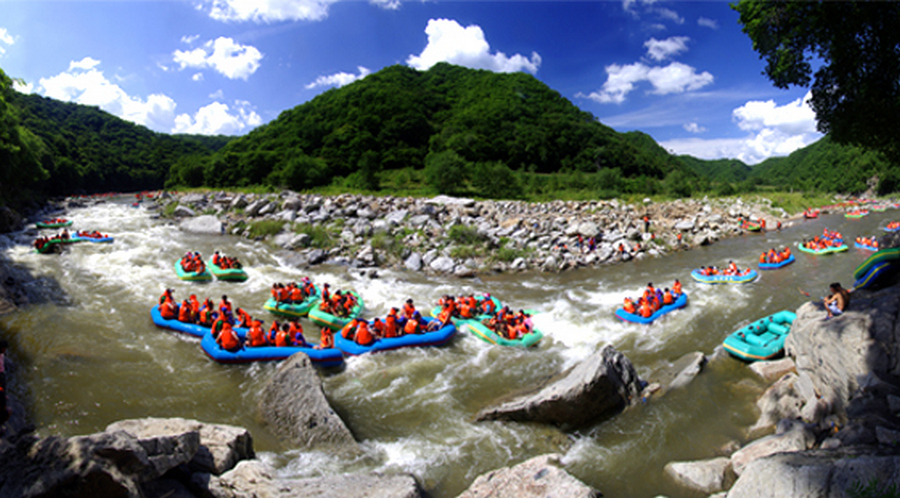 (漂流热卖)抚顺红河峡谷漂流+赫图阿拉老城激情二日游