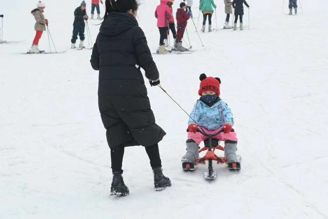 安波猎户滑雪